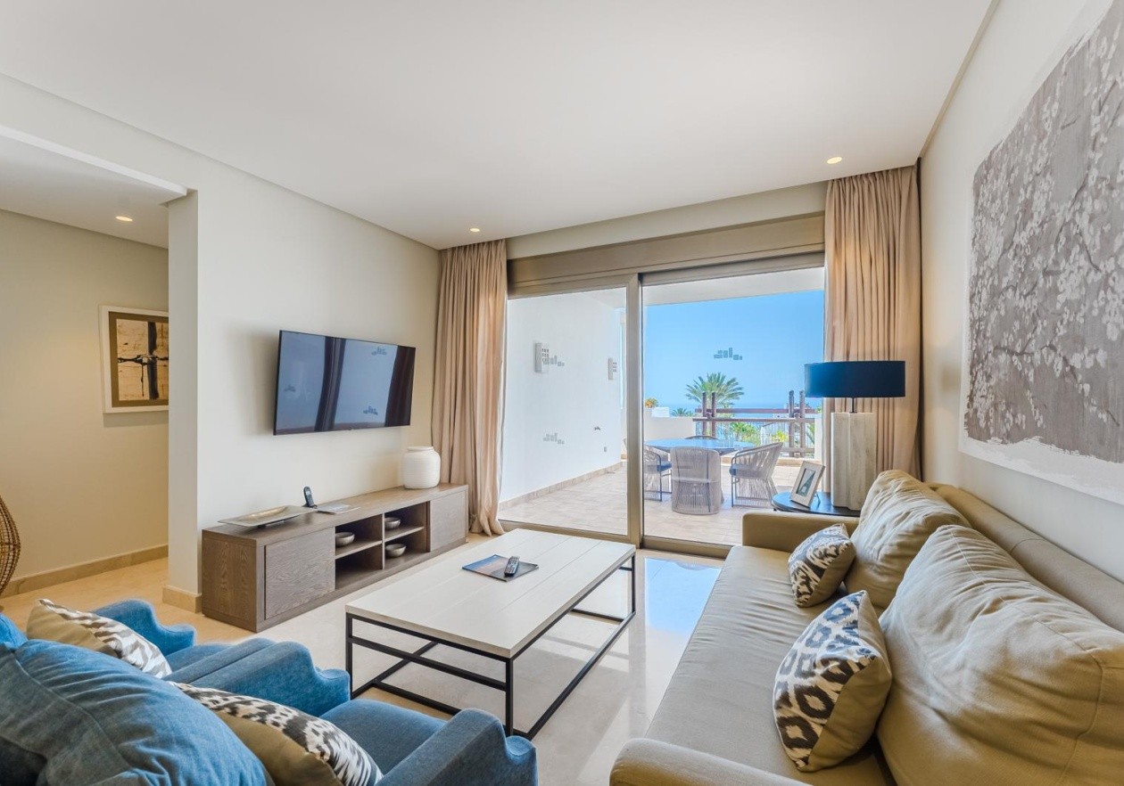 Extraordinary 2-bedroom apartment in Las Terrazas de Abama – Guía de Isora