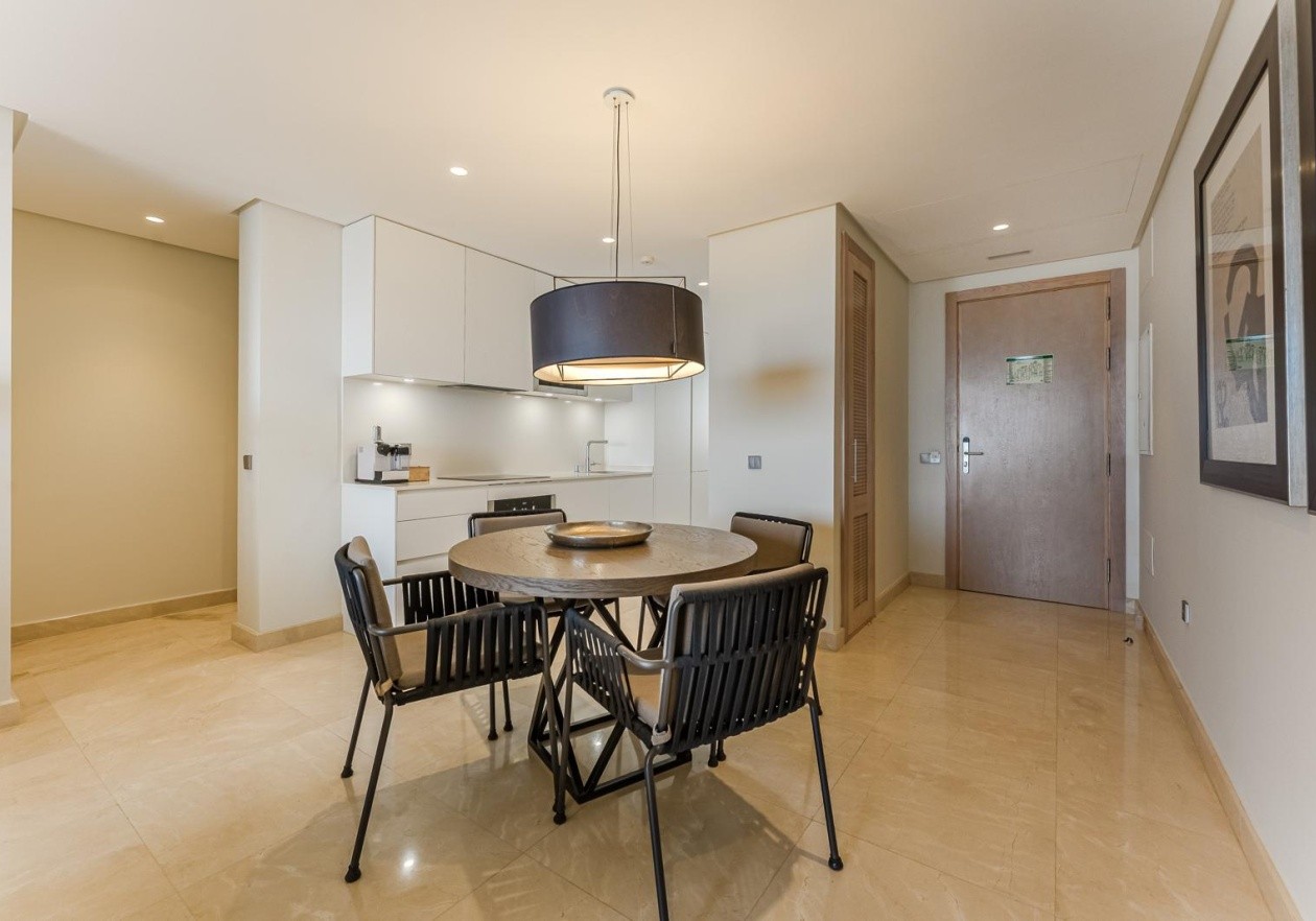 Extraordinary 2-bedroom apartment in Las Terrazas de Abama – Guía de Isora