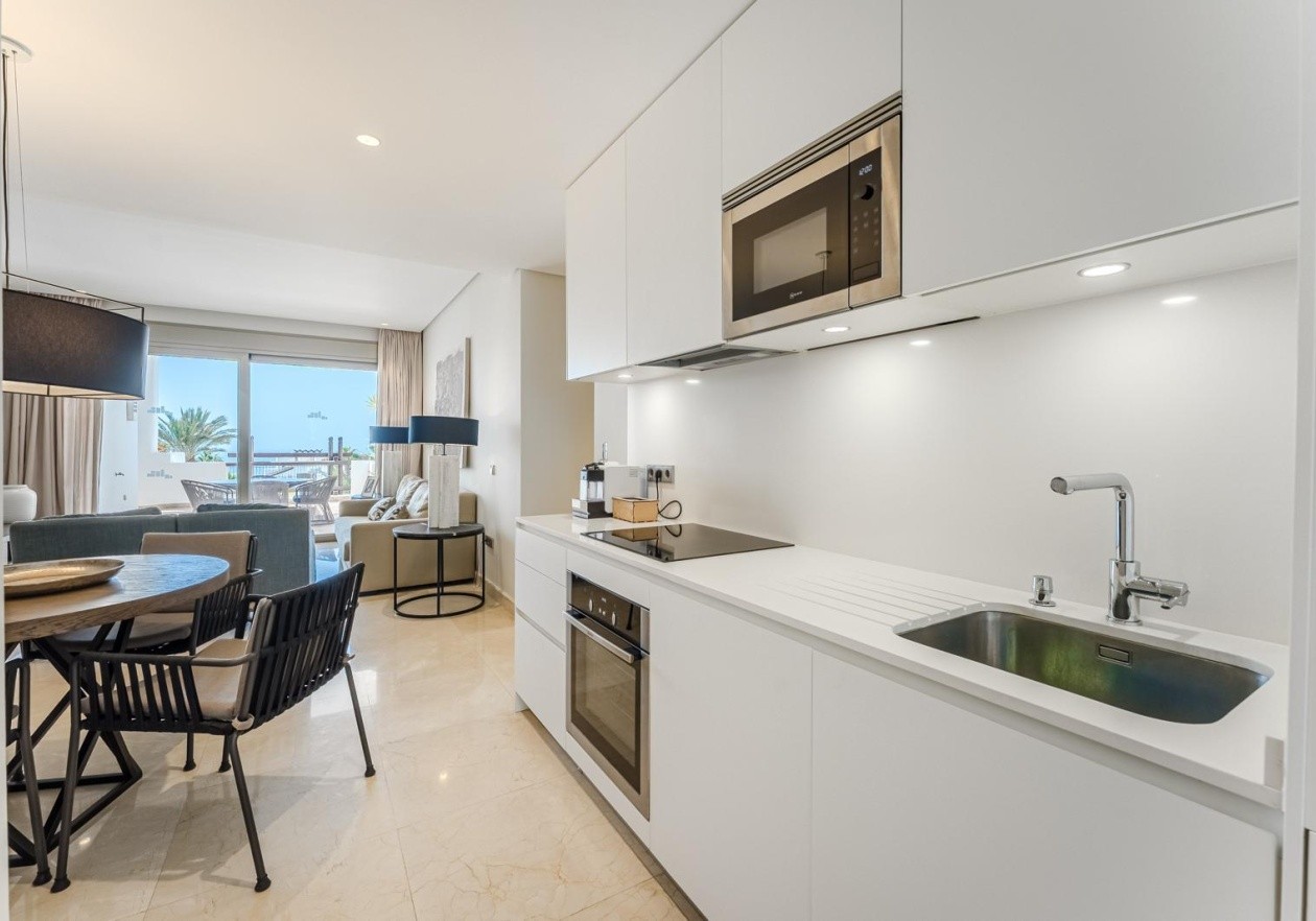 Extraordinary 2-bedroom apartment in Las Terrazas de Abama – Guía de Isora