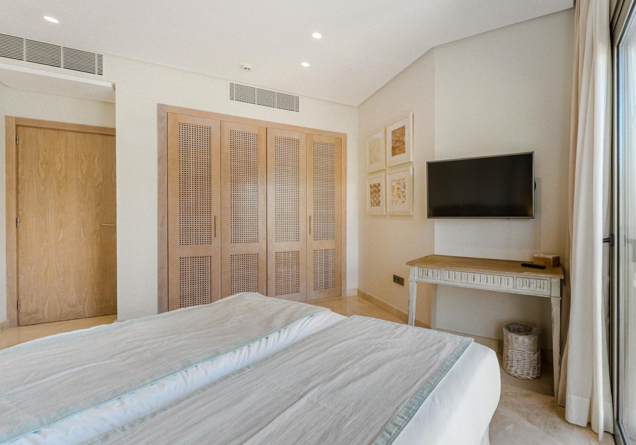 Extraordinary 2-bedroom apartment in Las Terrazas de Abama – Guía de Isora