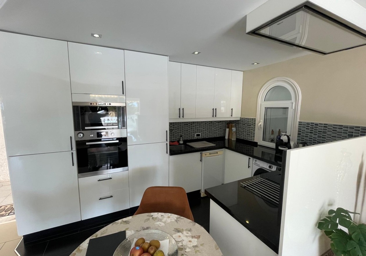 Apartamento exclusivo con gran terraza soleada - San Eugenio, Adeje