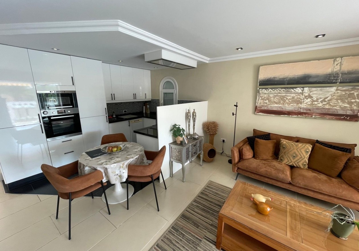 Apartamento exclusivo con gran terraza soleada - San Eugenio, Adeje