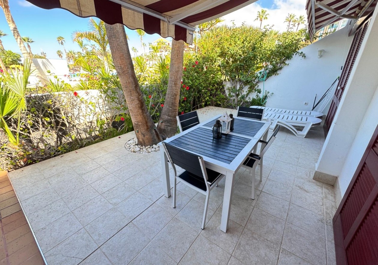 2-bedroom flat with large terrace in Parque Santiago IV