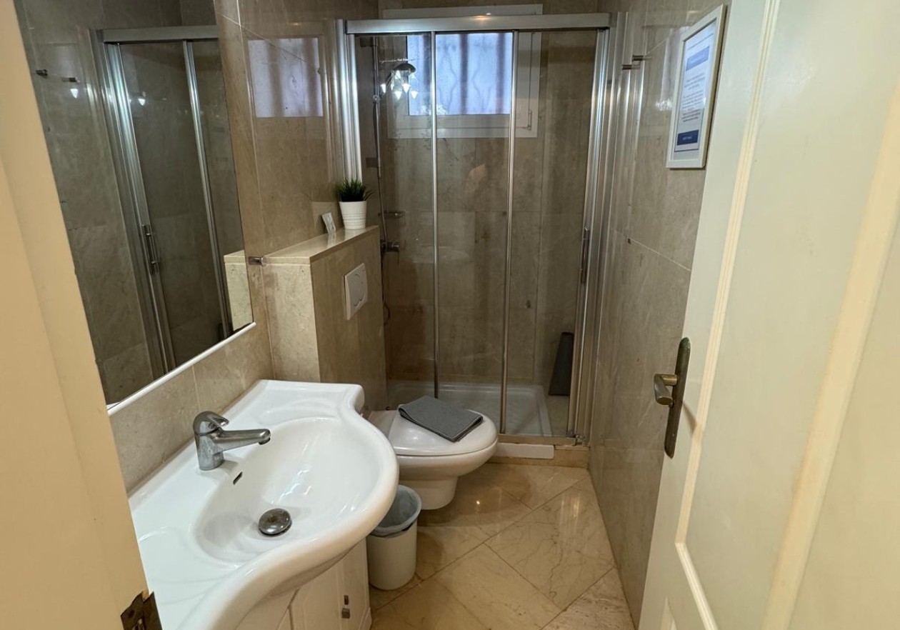 2-bedroom flat with large terrace in Parque Santiago IV