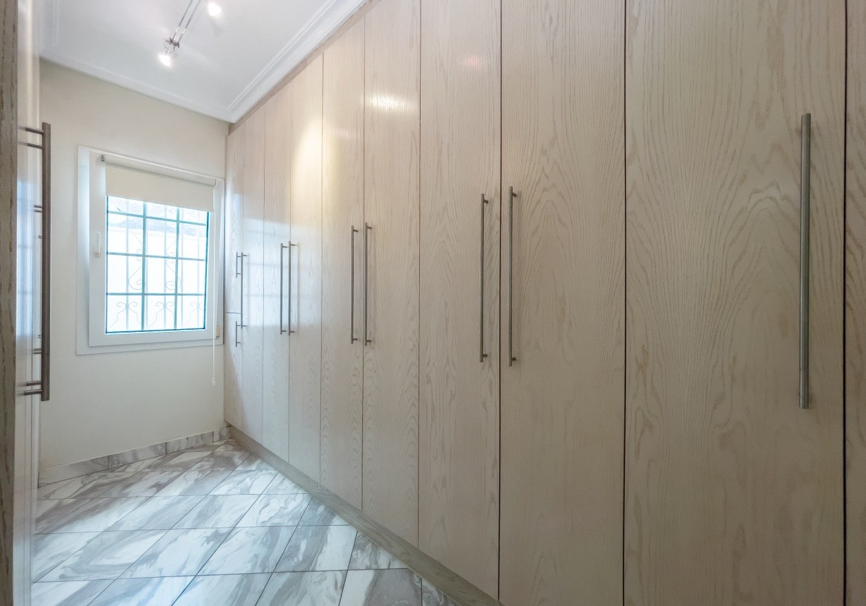 Lujosa villa en el complejo Parque la Duquesa - Bahía del Duque