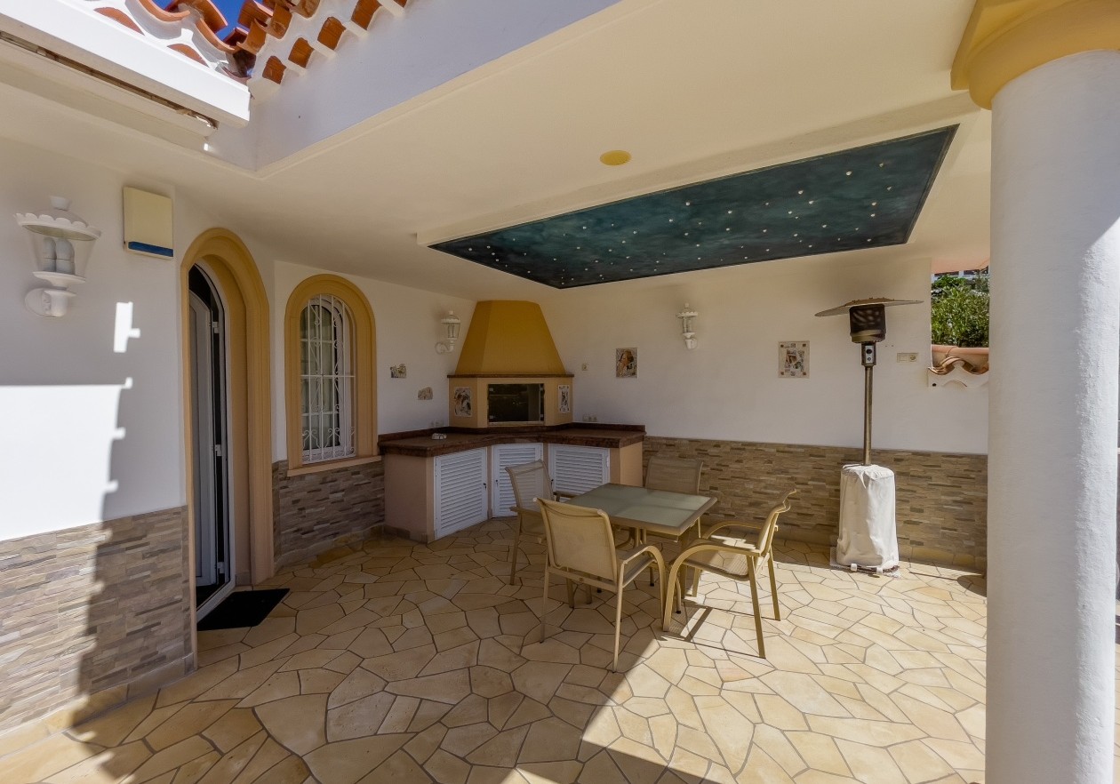 Lujosa villa en el complejo Parque la Duquesa - Bahía del Duque