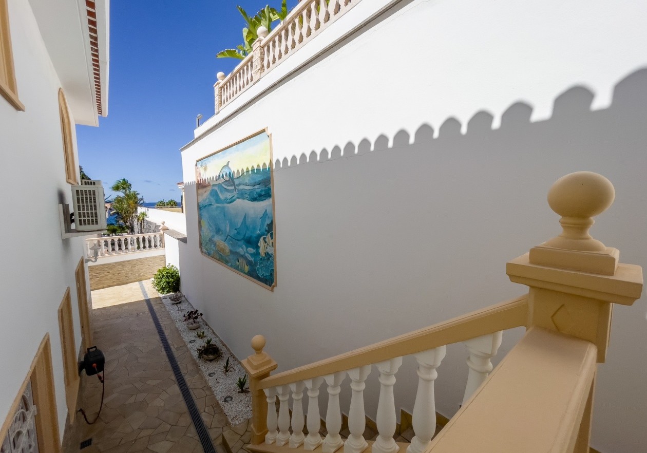 Lujosa villa en el complejo Parque la Duquesa - Bahía del Duque