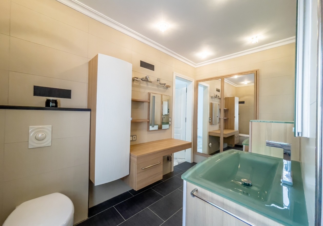 Lujosa villa en el complejo Parque la Duquesa - Bahía del Duque