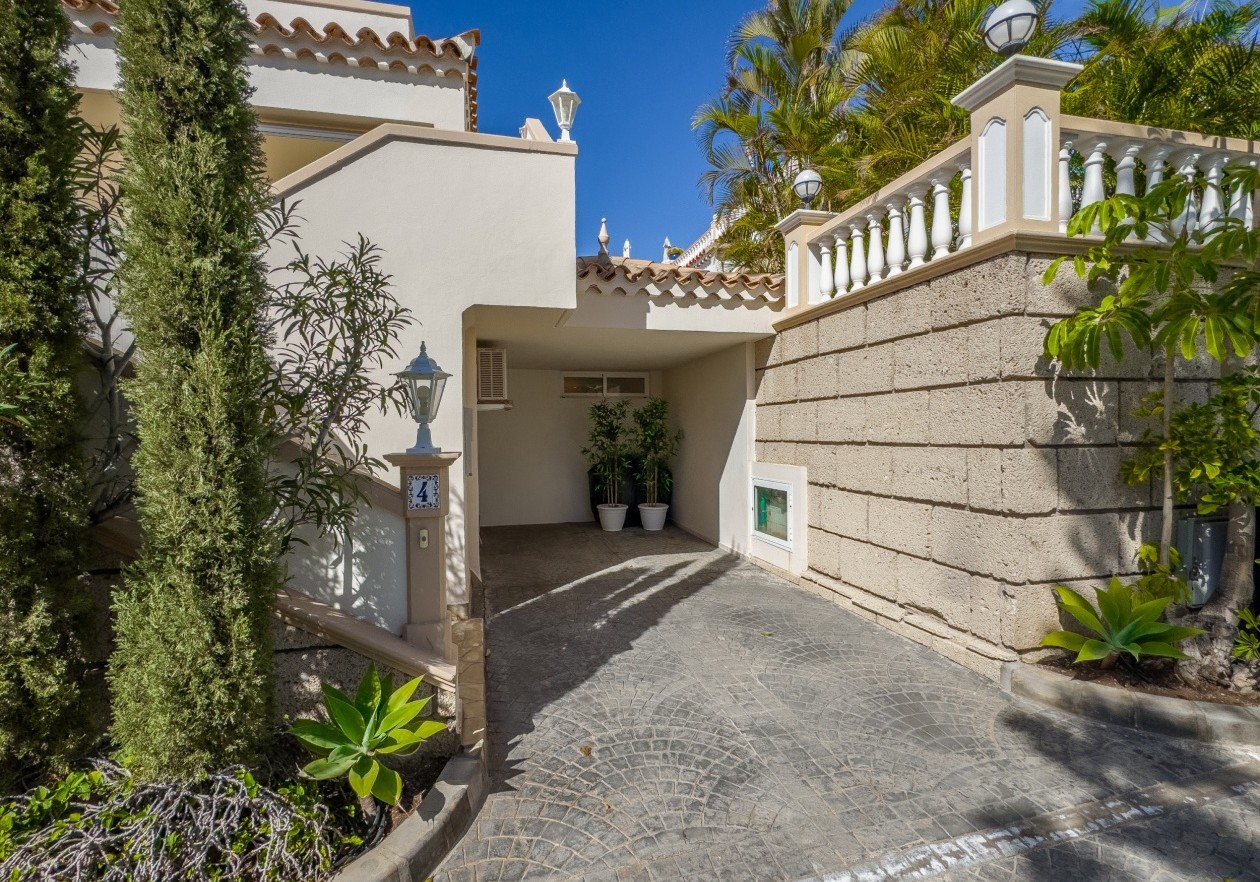 Preciosa villa en el complejo Parque La Duquesa en Bahía del Duque - Adeje