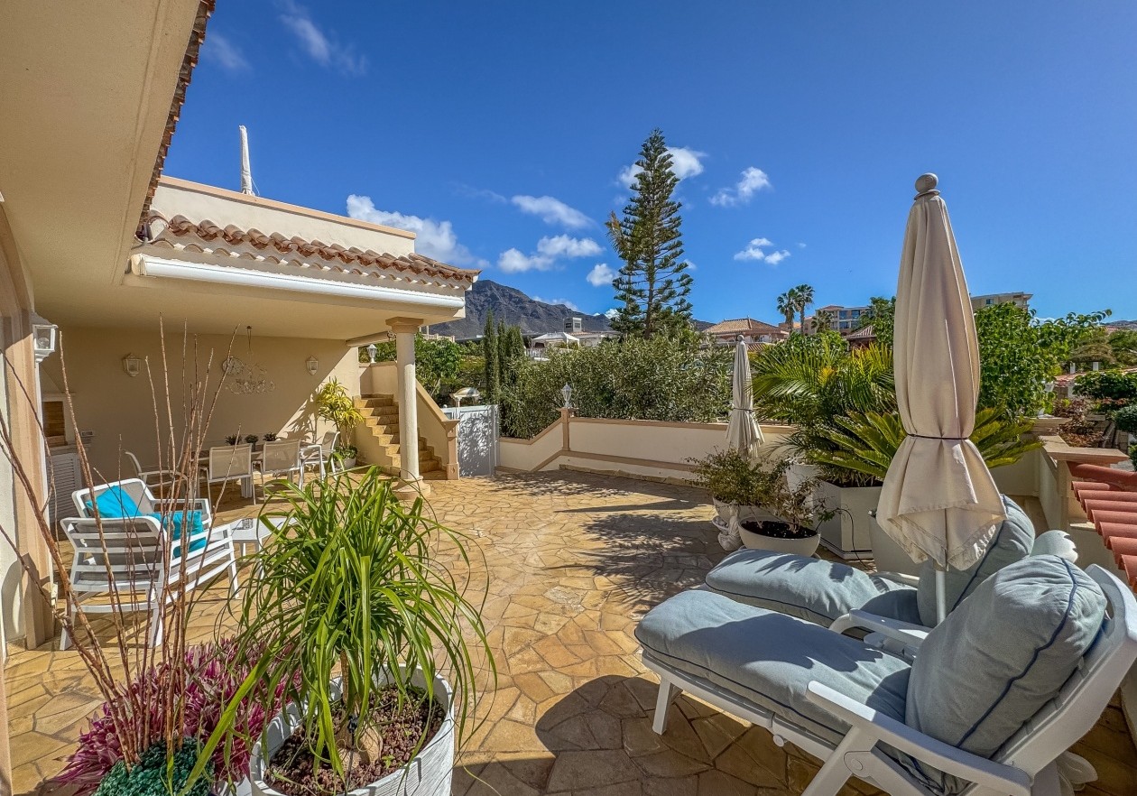 Preciosa villa en el complejo Parque La Duquesa en Bahía del Duque - Adeje