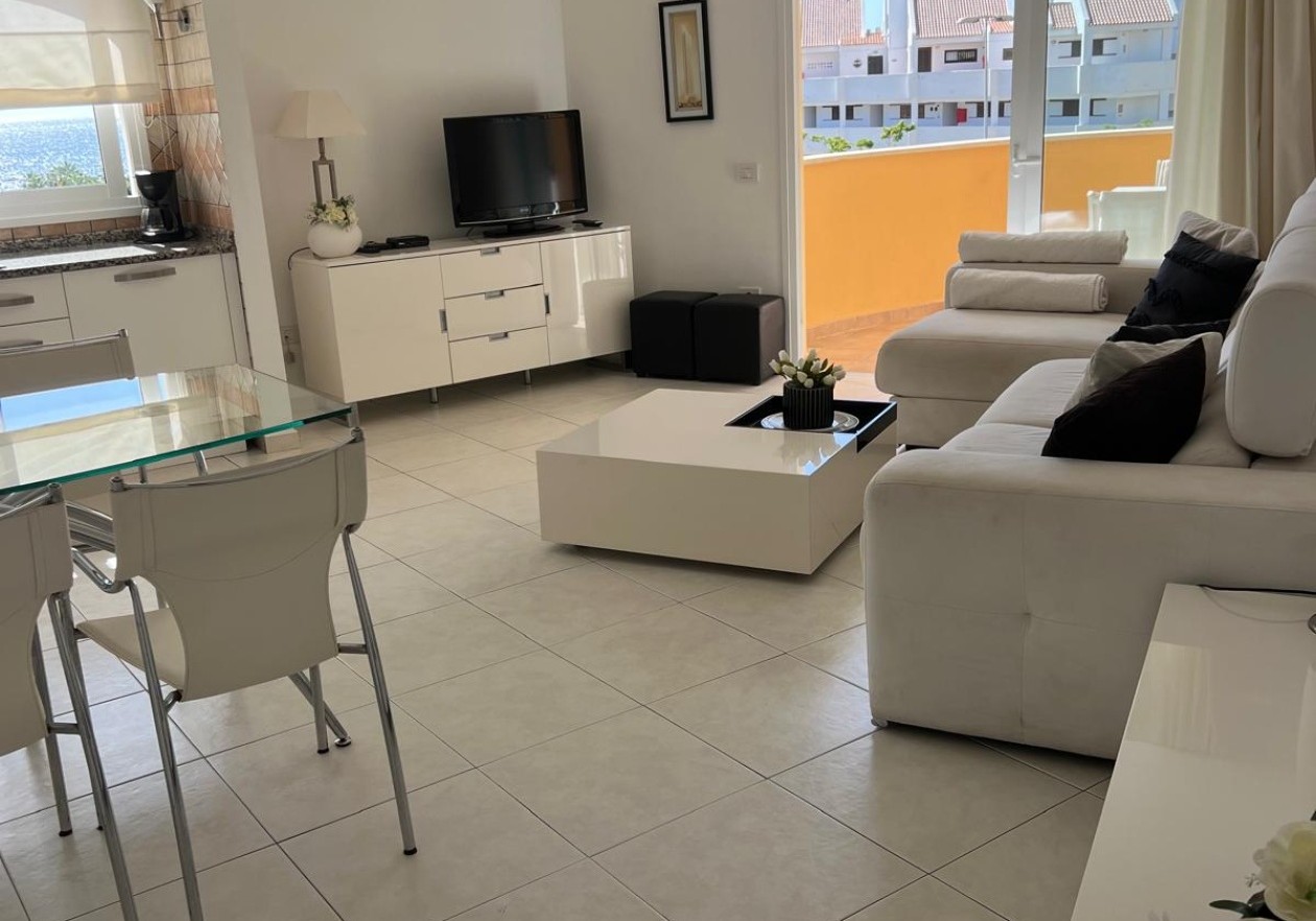 Apartamento con vistas al mar en Parque Tropical – Los Cristianos