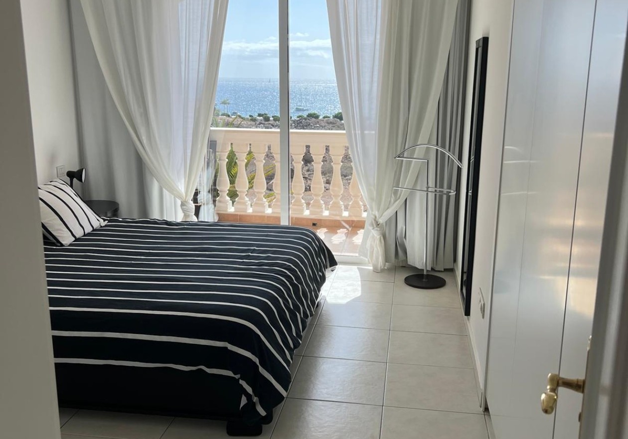 Apartamento con vistas al mar en Parque Tropical – Los Cristianos
