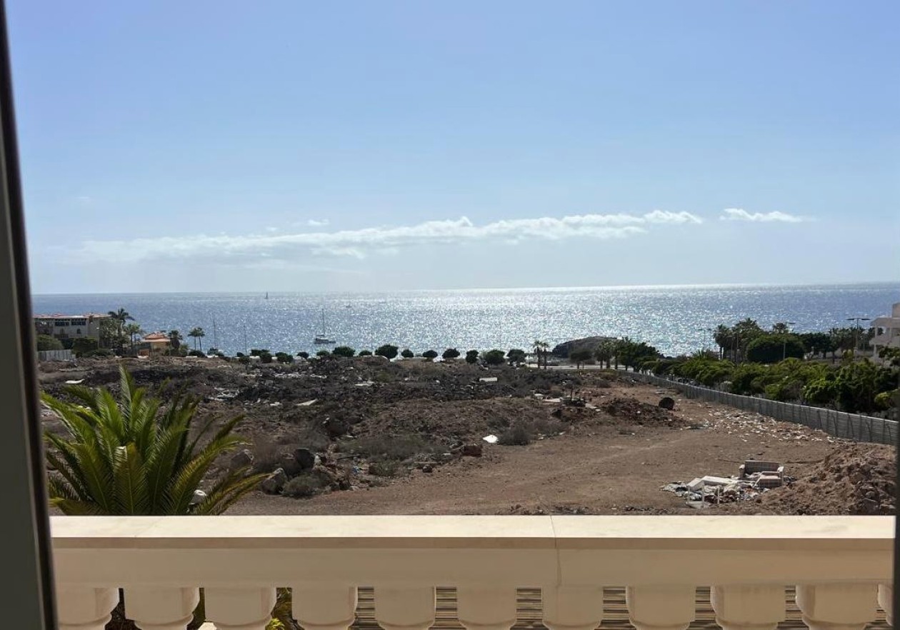 Apartamento con vistas al mar en Parque Tropical – Los Cristianos