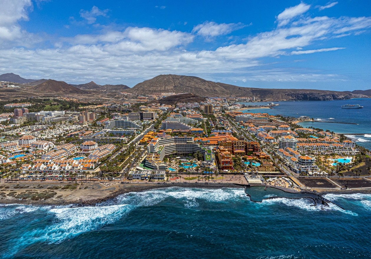 Studio with large terrace and panoramic views in Parque Santiago IV