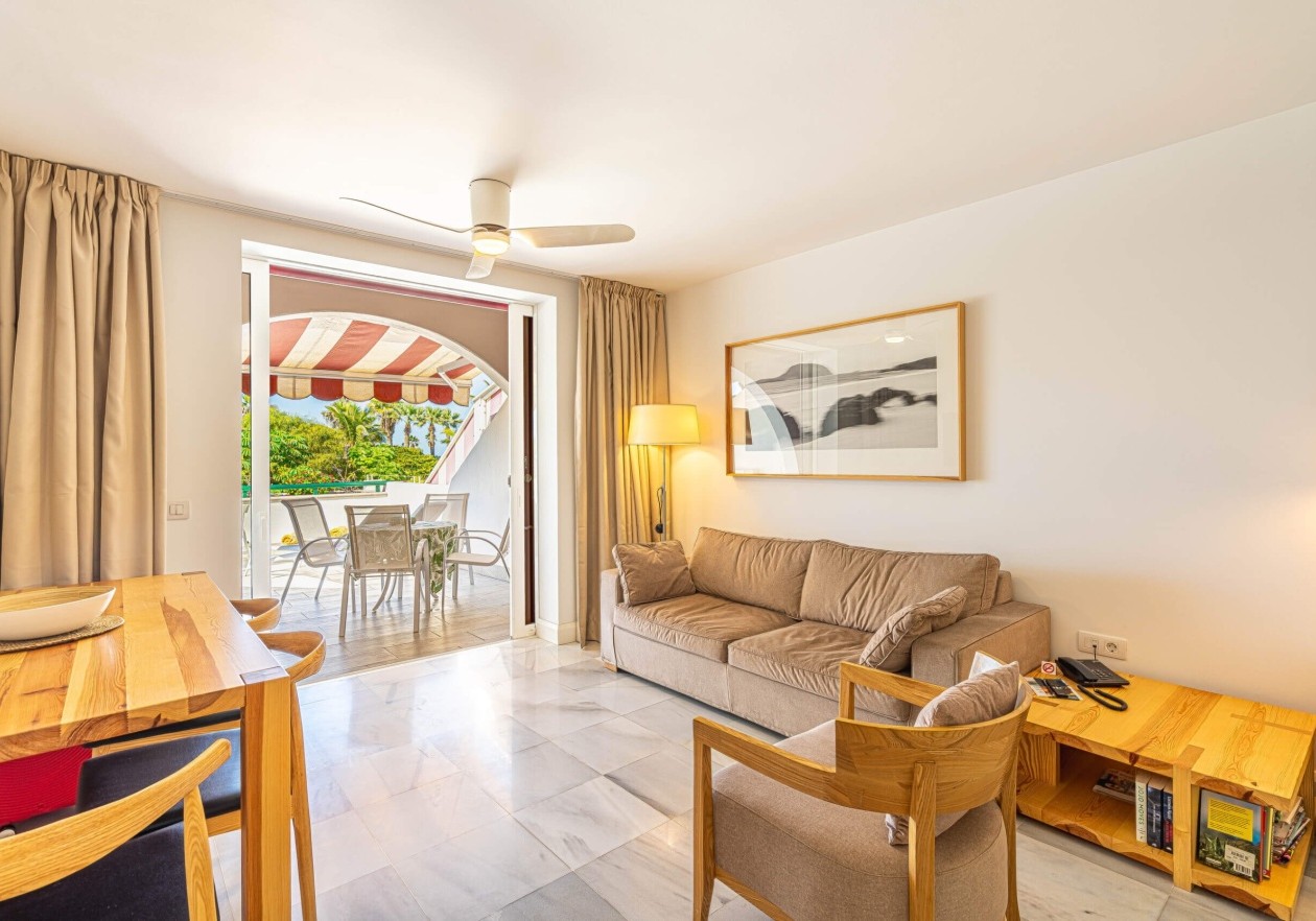 Studio with large terrace and panoramic views in Parque Santiago IV