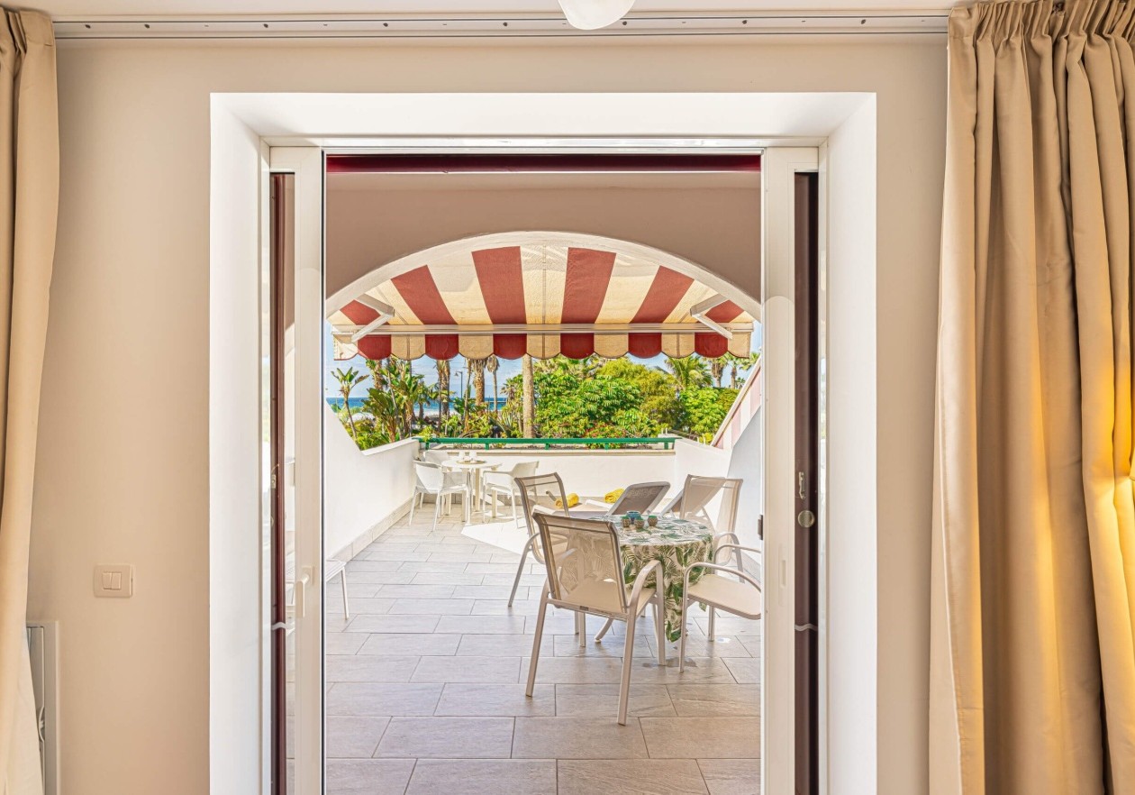 Studio with large terrace and panoramic views in Parque Santiago IV