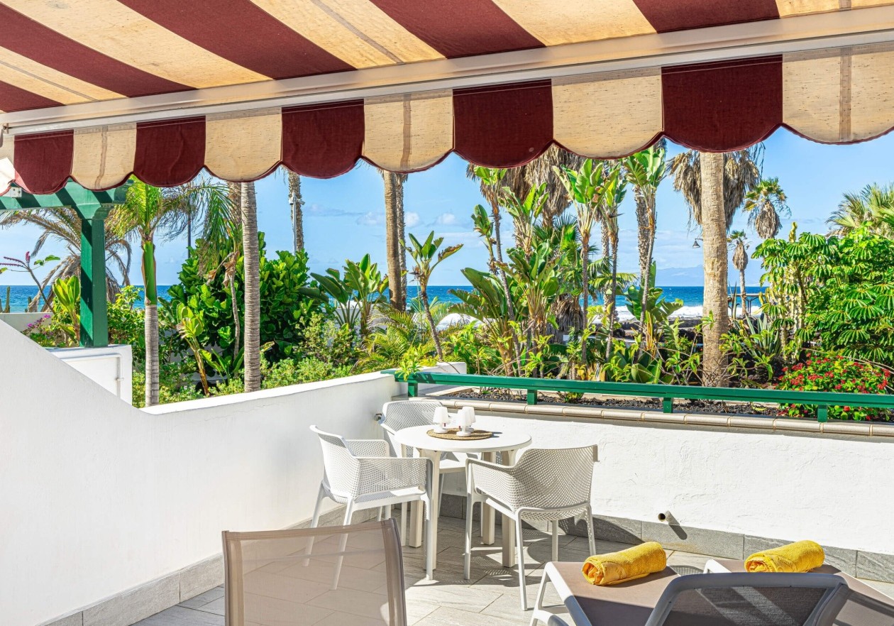 Studio with large terrace and panoramic views in Parque Santiago IV