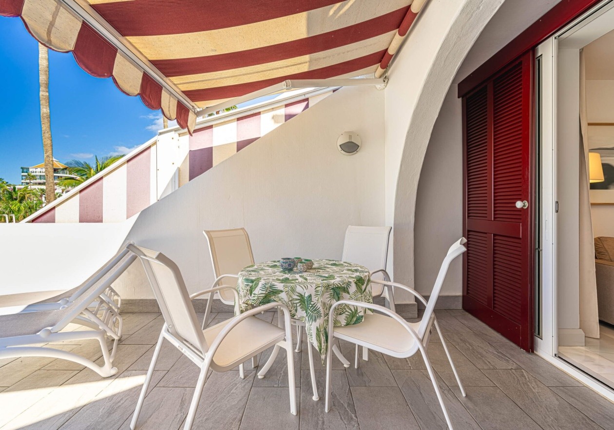 Studio with large terrace and panoramic views in Parque Santiago IV