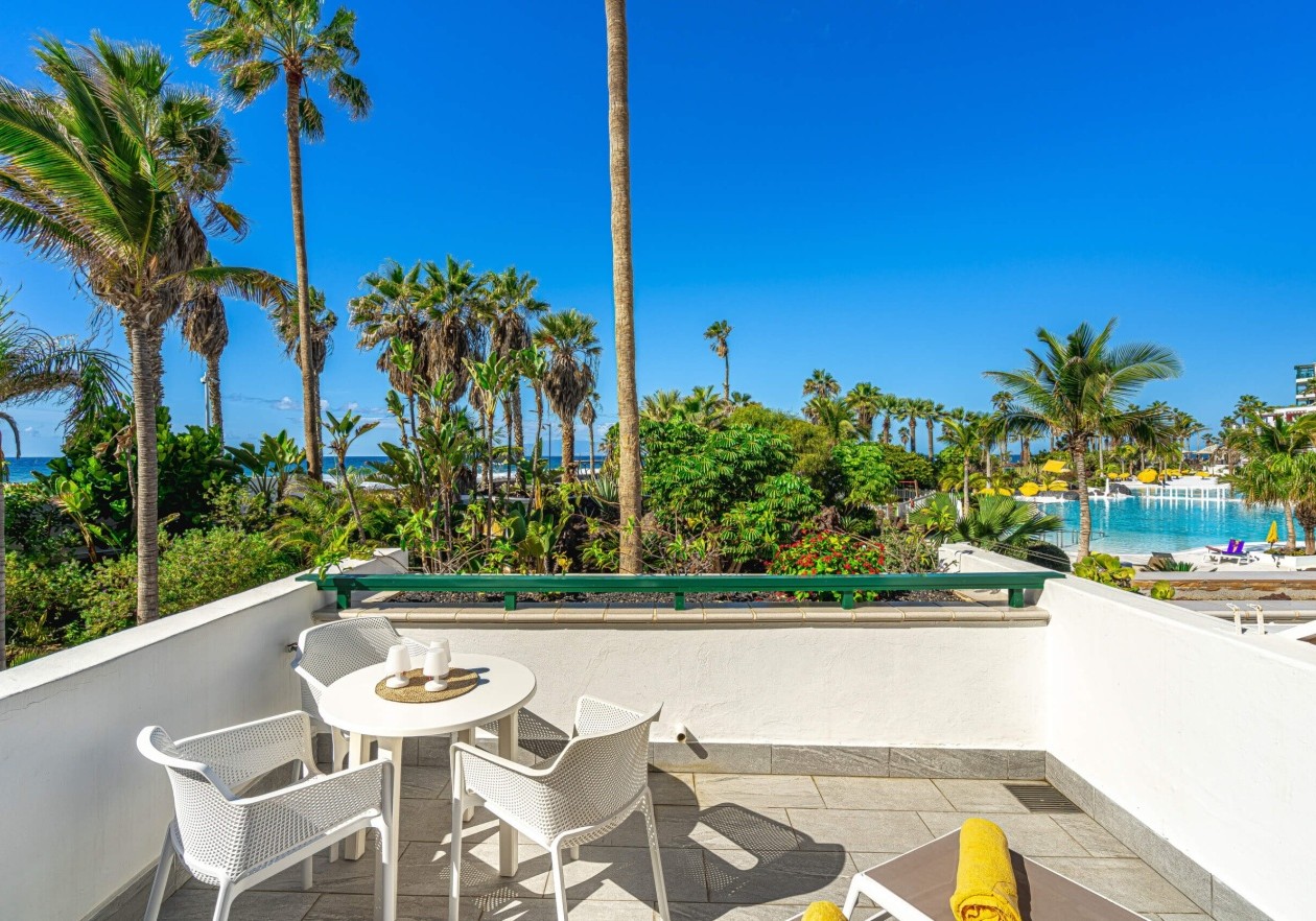 Studio with large terrace and panoramic views in Parque Santiago IV