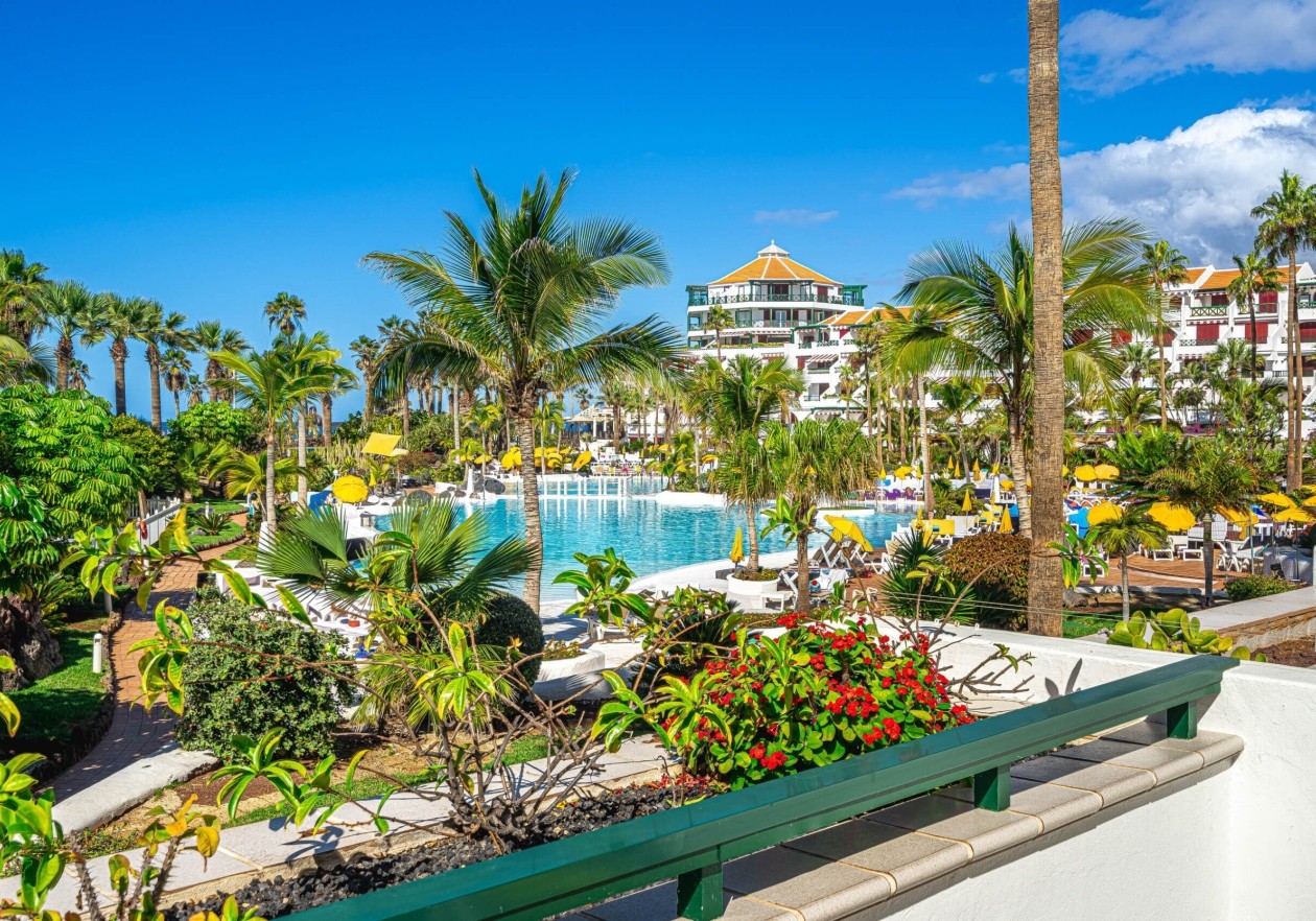 Studio with large terrace and panoramic views in Parque Santiago IV