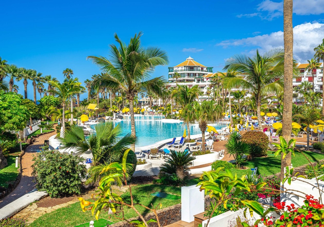 Studio with large terrace and panoramic views in Parque Santiago IV