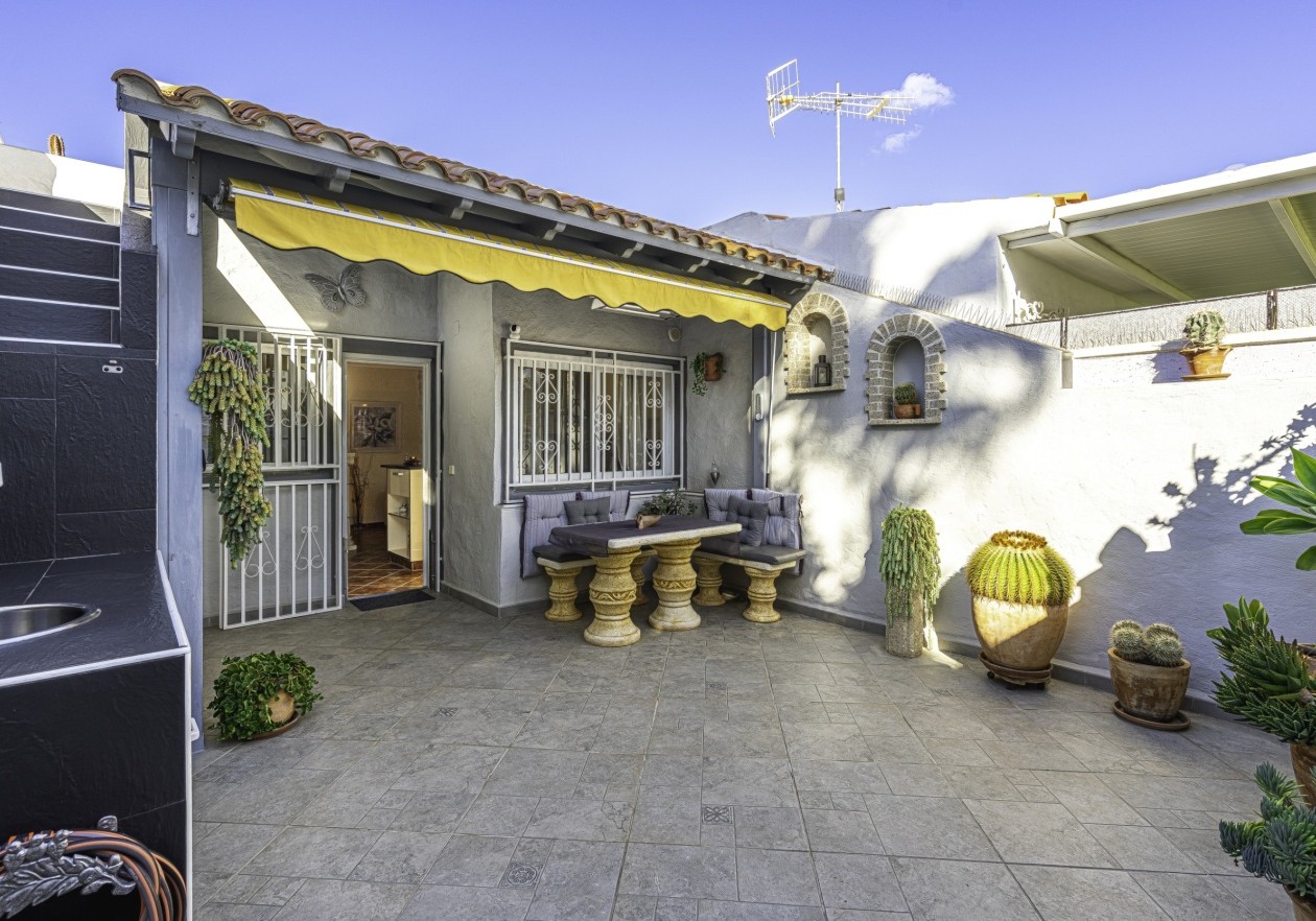 Beautiful, fully renovated bungalow - Costa del Silencio