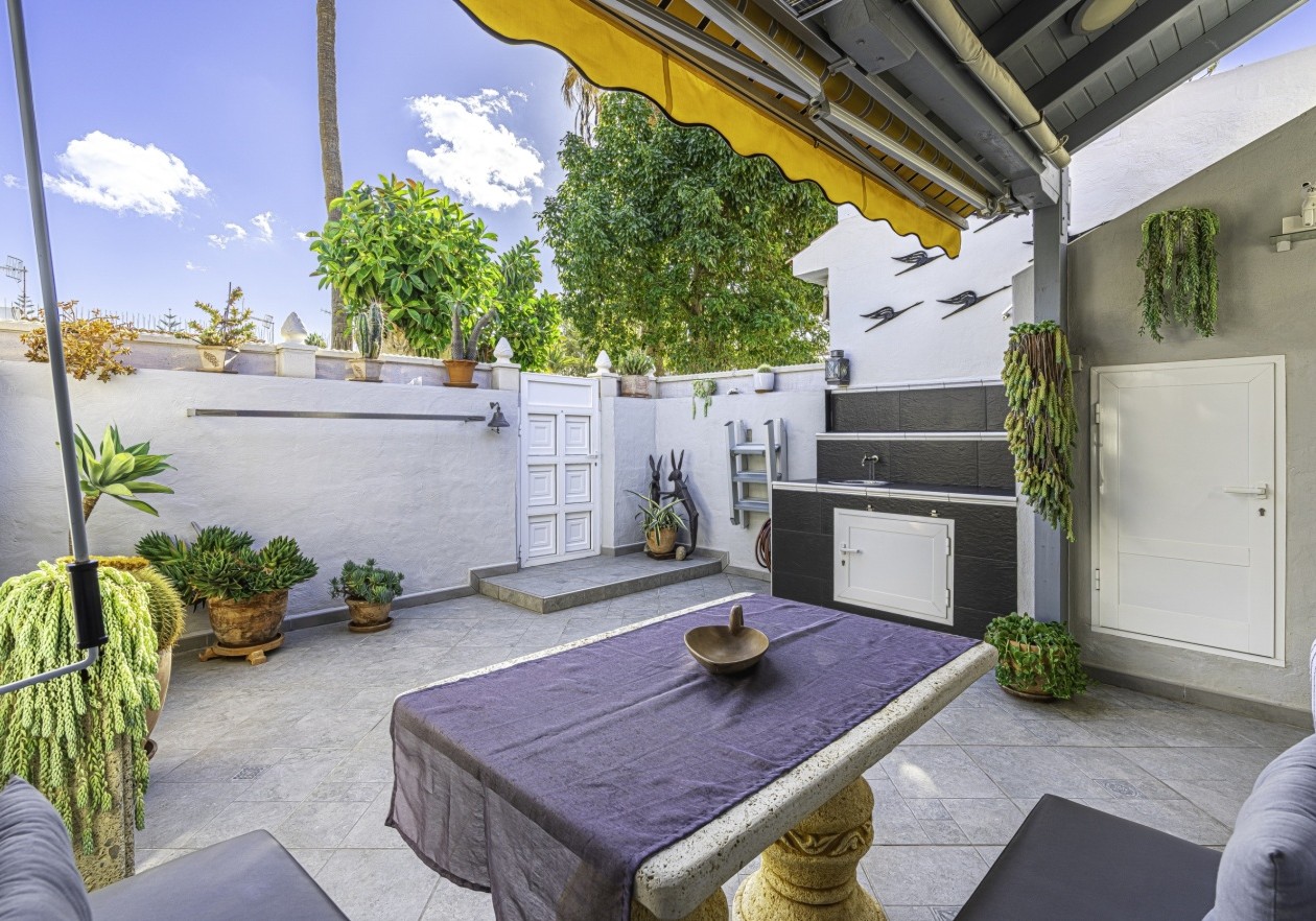 Beautiful, fully renovated bungalow - Costa del Silencio