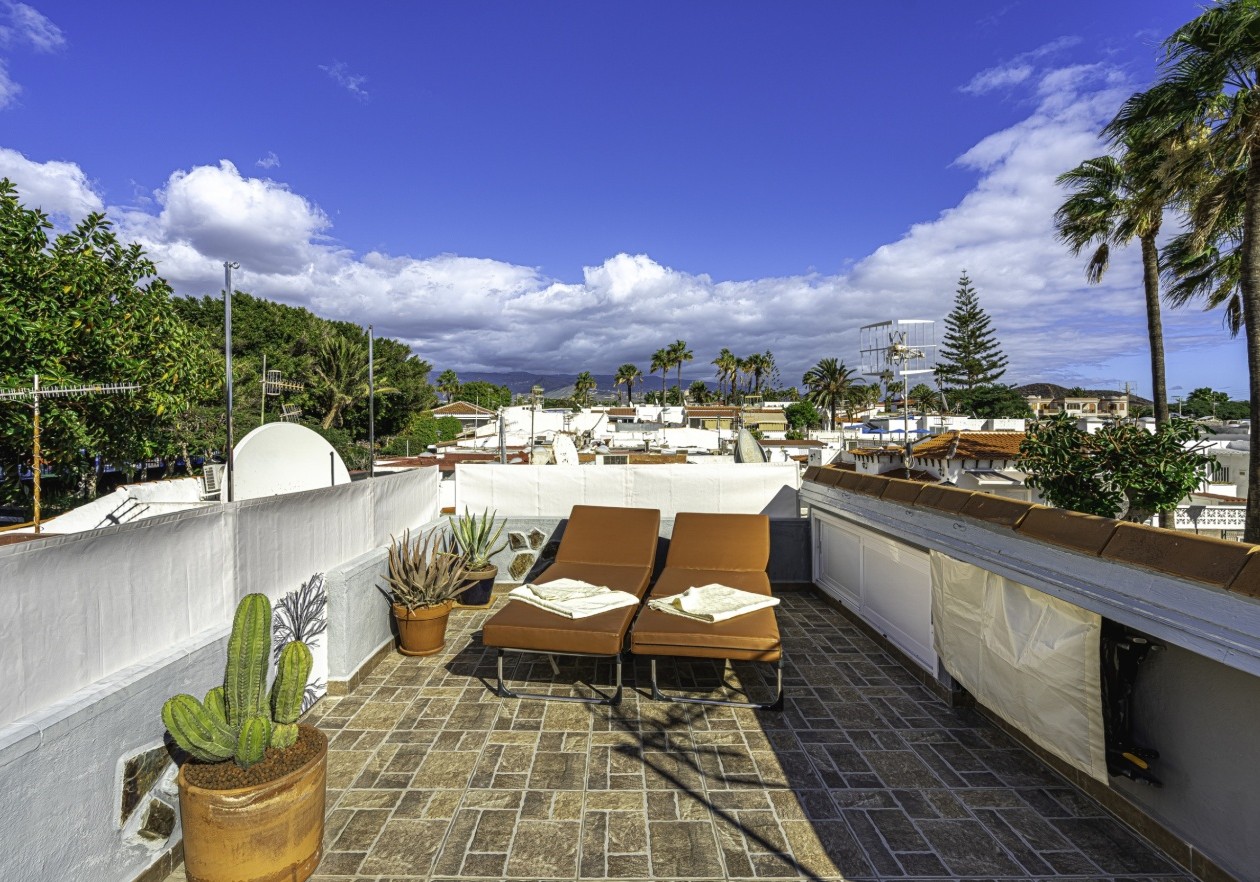 Beautiful, fully renovated bungalow - Costa del Silencio