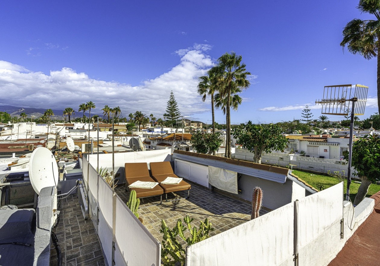 Beautiful, fully renovated bungalow - Costa del Silencio