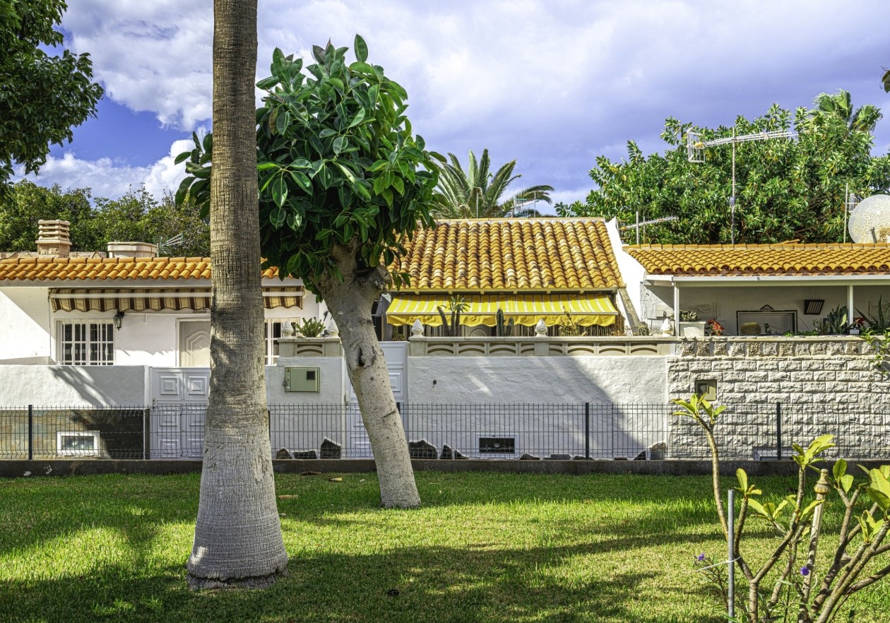 Beautiful, fully renovated bungalow - Costa del Silencio