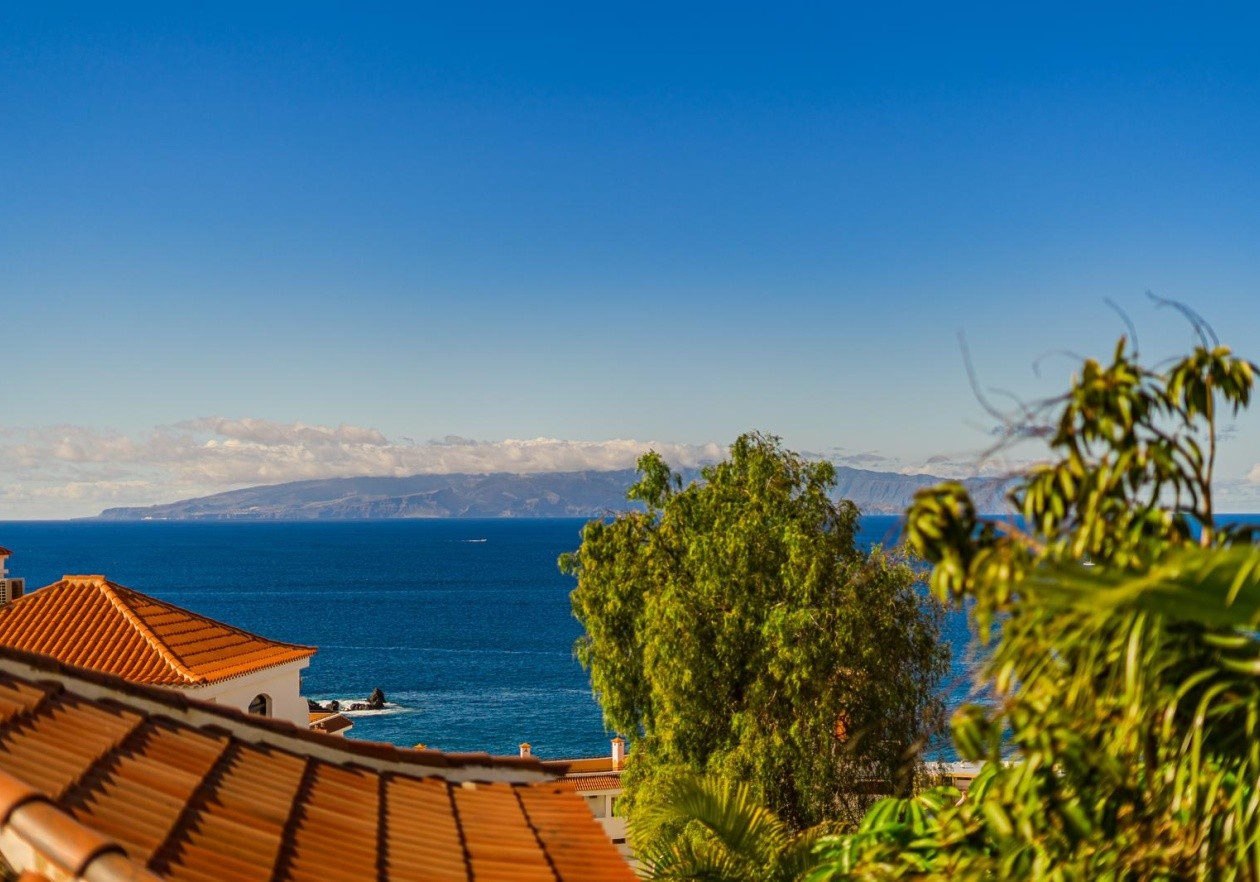 Exclusiva villa en Playa de la Arena - Puerto de Santiago