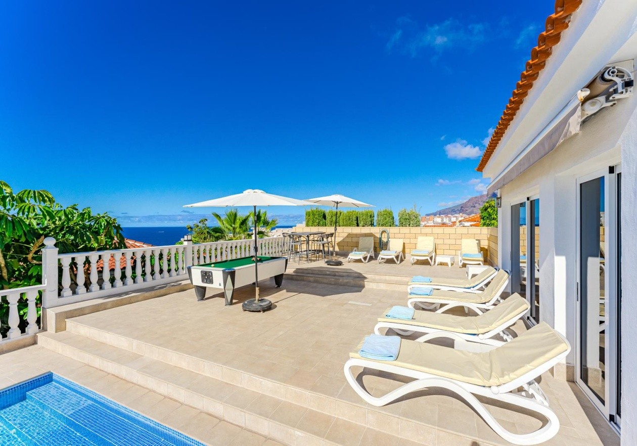 Exclusiva villa en Playa de la Arena - Puerto de Santiago