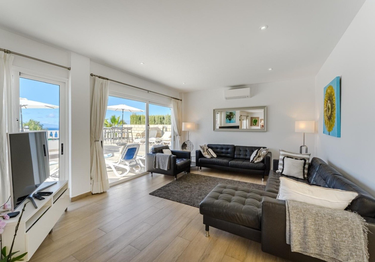 Exclusiva villa en Playa de la Arena - Puerto de Santiago