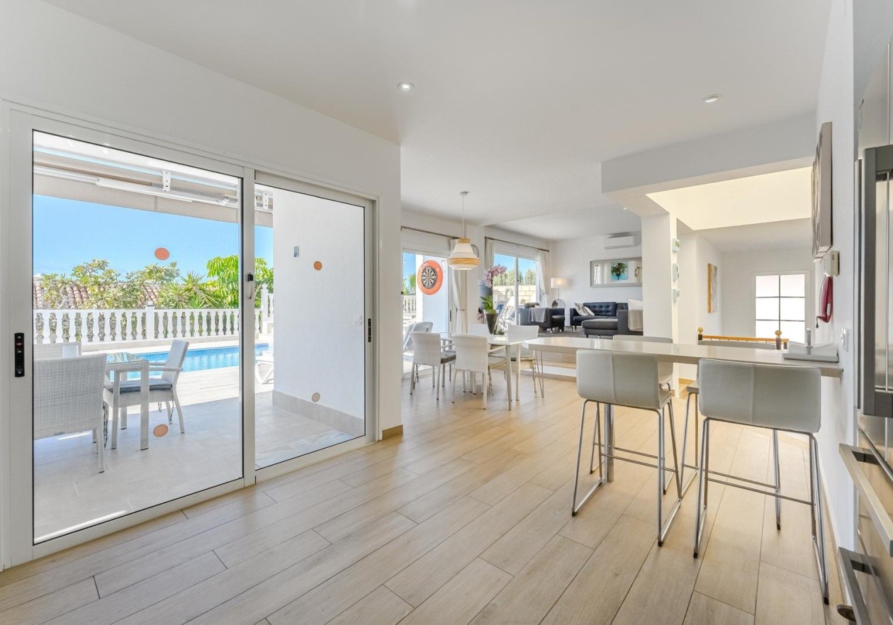 Exclusiva villa en Playa de la Arena - Puerto de Santiago