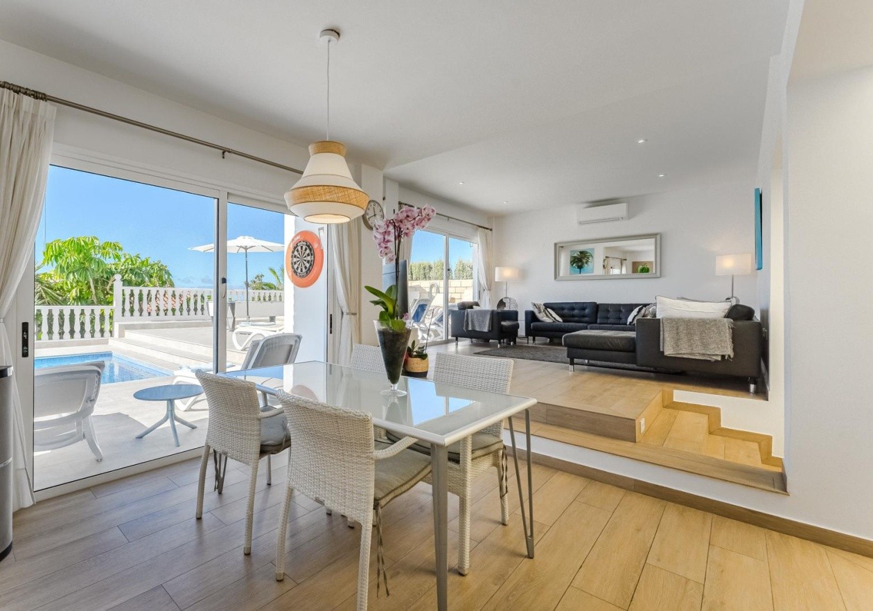 Exclusiva villa en Playa de la Arena - Puerto de Santiago