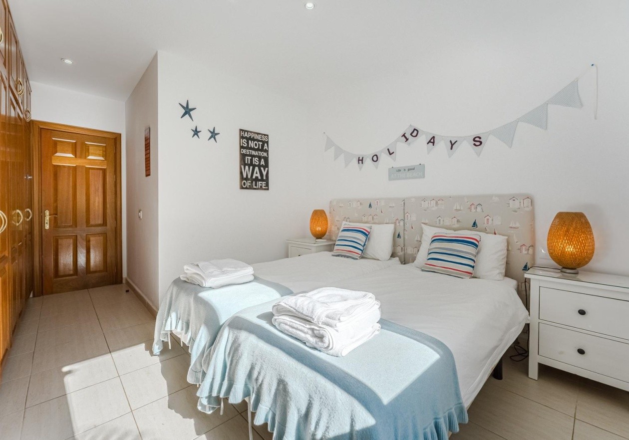 Exclusiva villa en Playa de la Arena - Puerto de Santiago