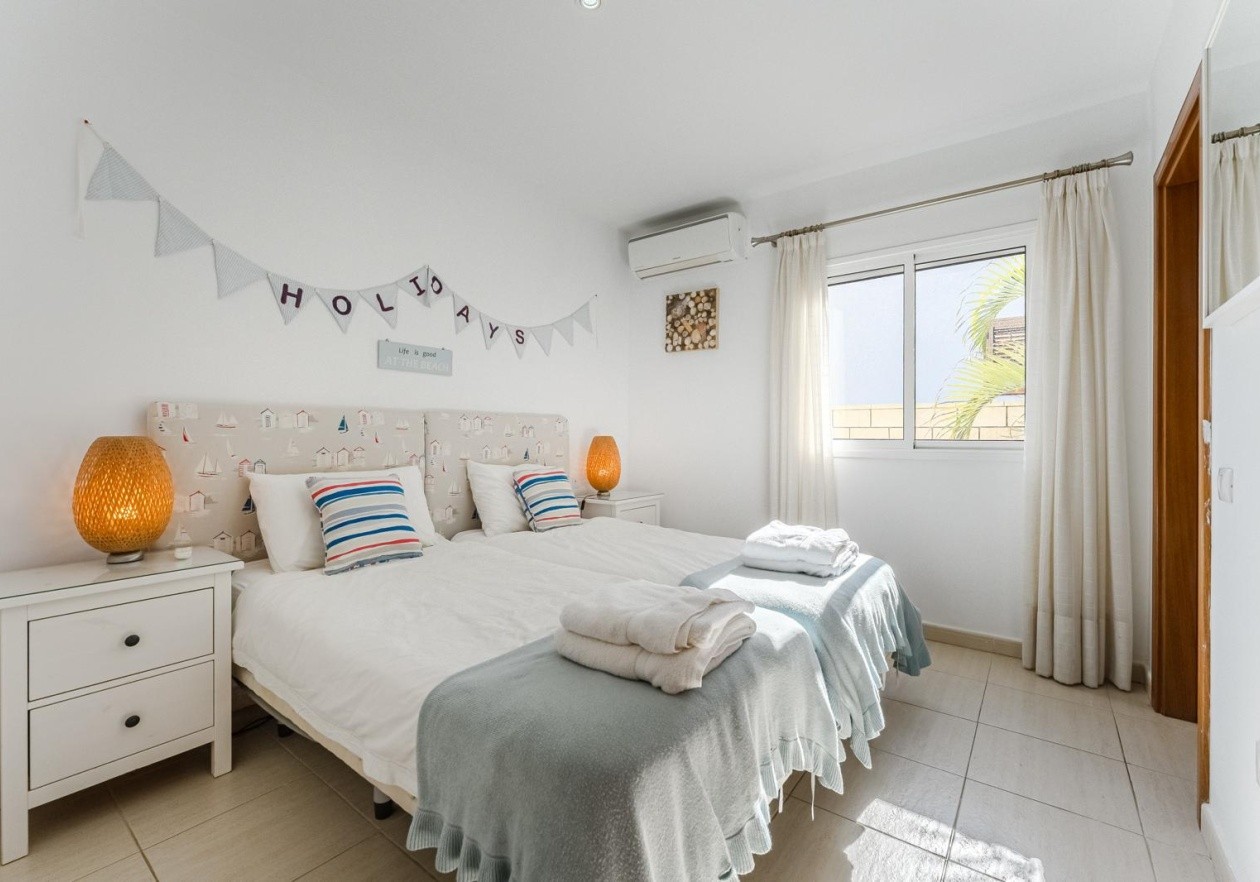 Exclusiva villa en Playa de la Arena - Puerto de Santiago