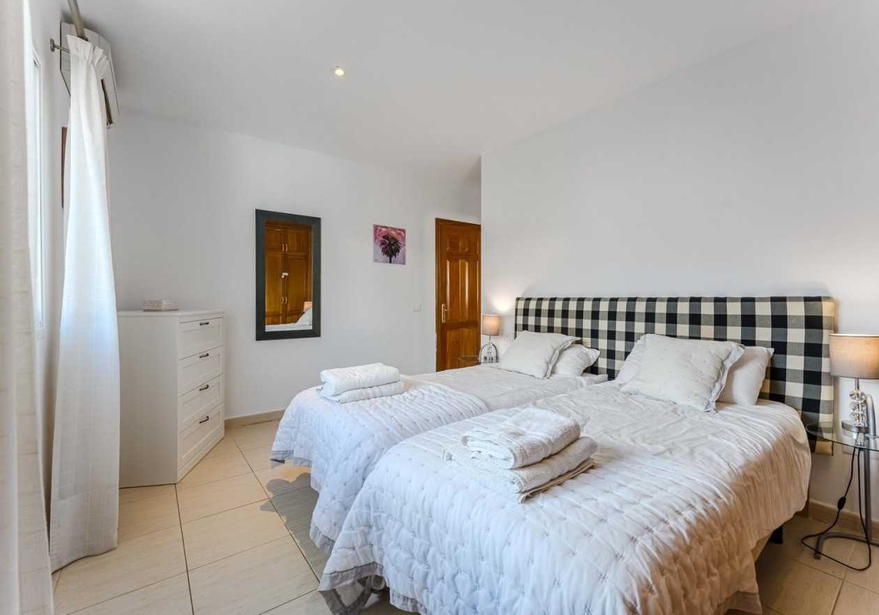 Exclusiva villa en Playa de la Arena - Puerto de Santiago