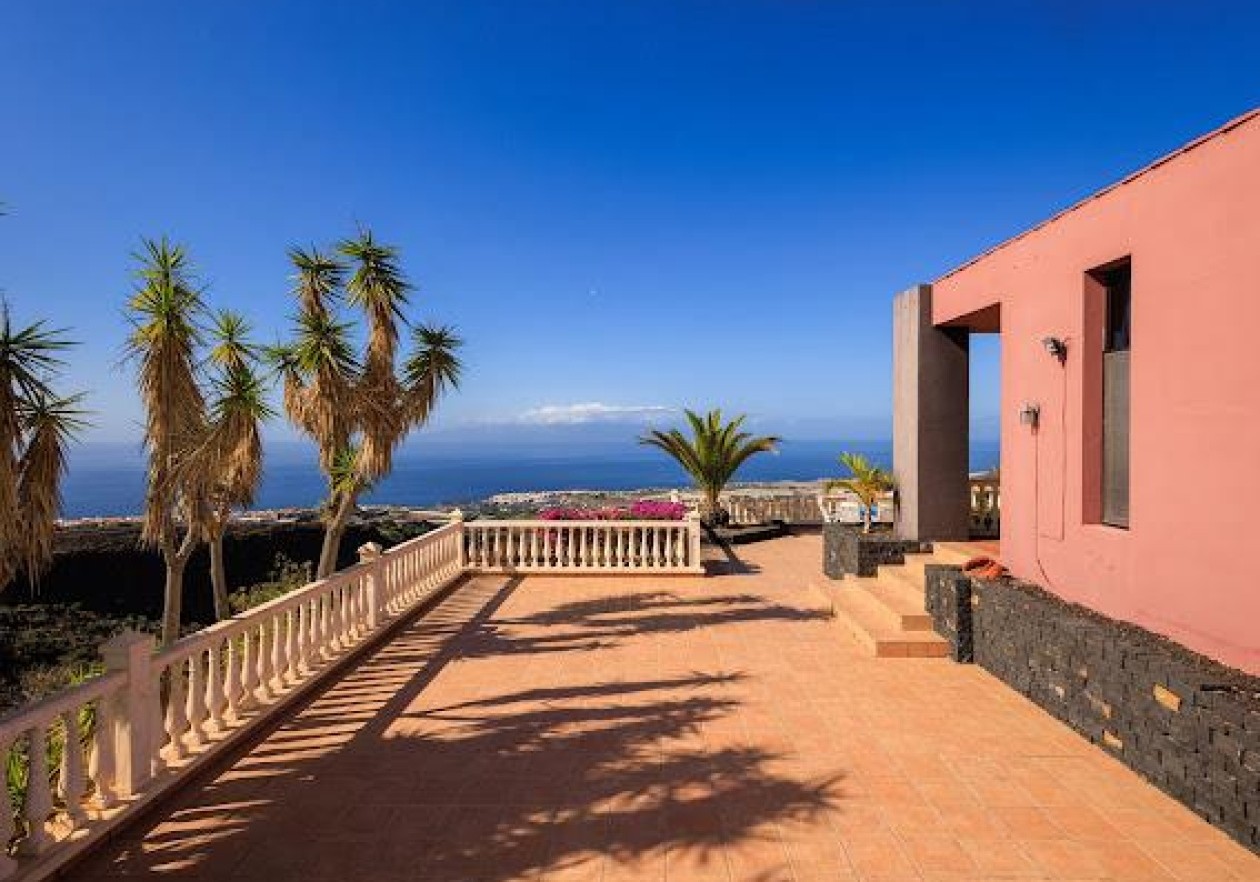 Finca con amplia casa de campo - Guía de Isora