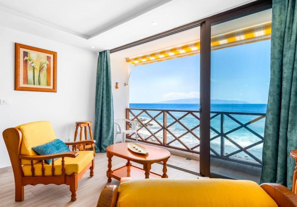 Ático frente al mar en Playa de la Arena - Puerto Santiago