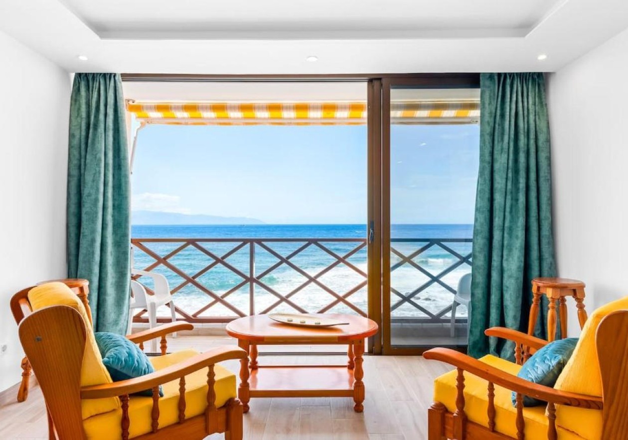 Ático frente al mar en Playa de la Arena - Puerto Santiago