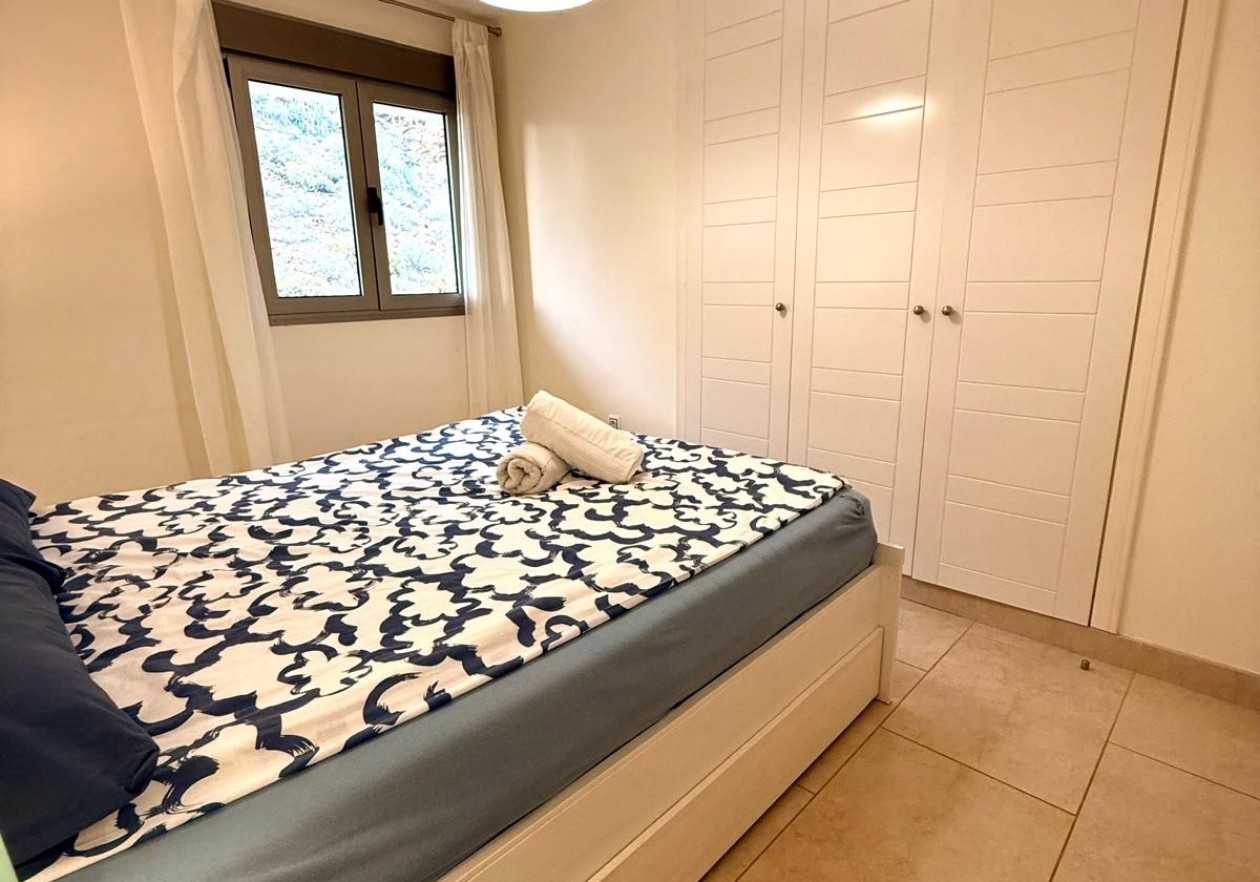 Apartamento de 1 dormitorio con amplia terraza en Palm-Mar - Arona