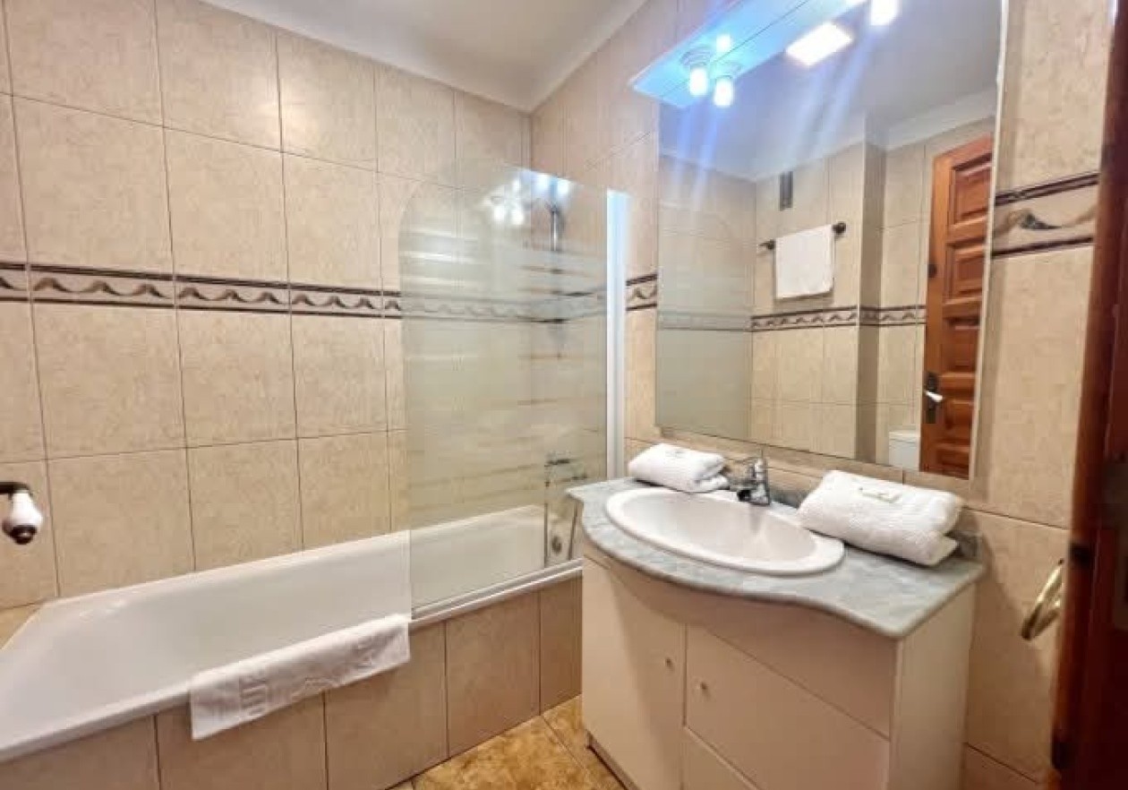 Exclusive 1-Bedroom Apartment in Parque Santiago 3 – Playa de las Américas