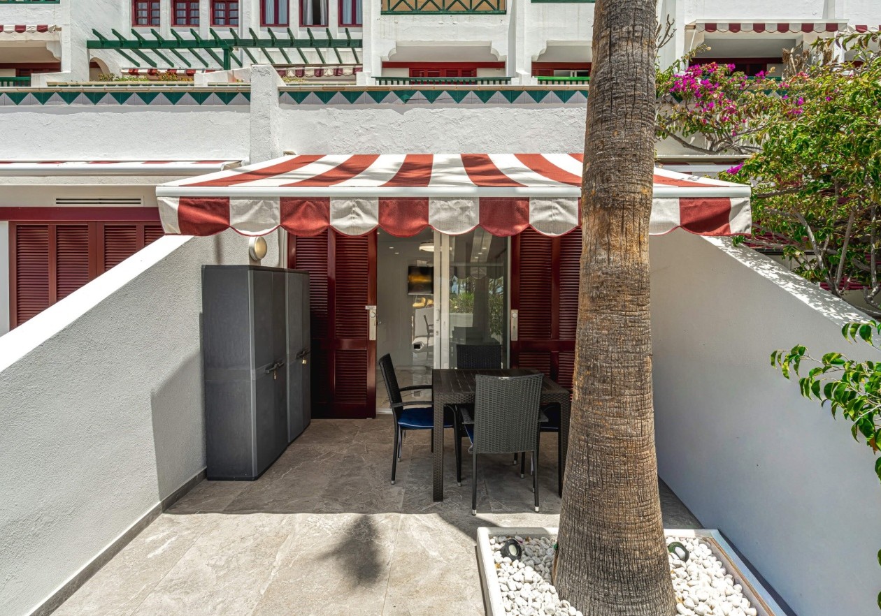 Modern design Studio Apartment in Parque Santiago IV – Playa de Las Américas