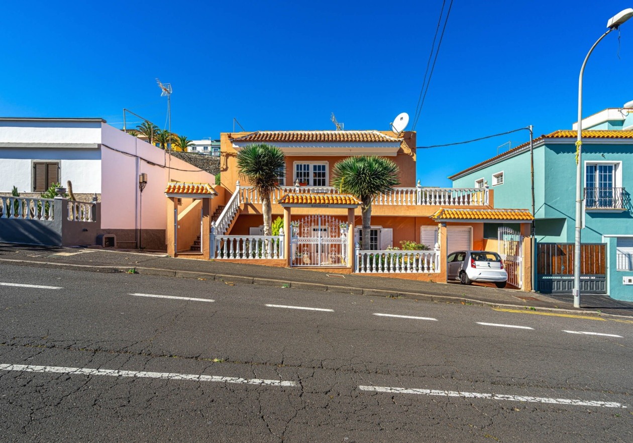 Detached house for sale in San Juan de la Rambla