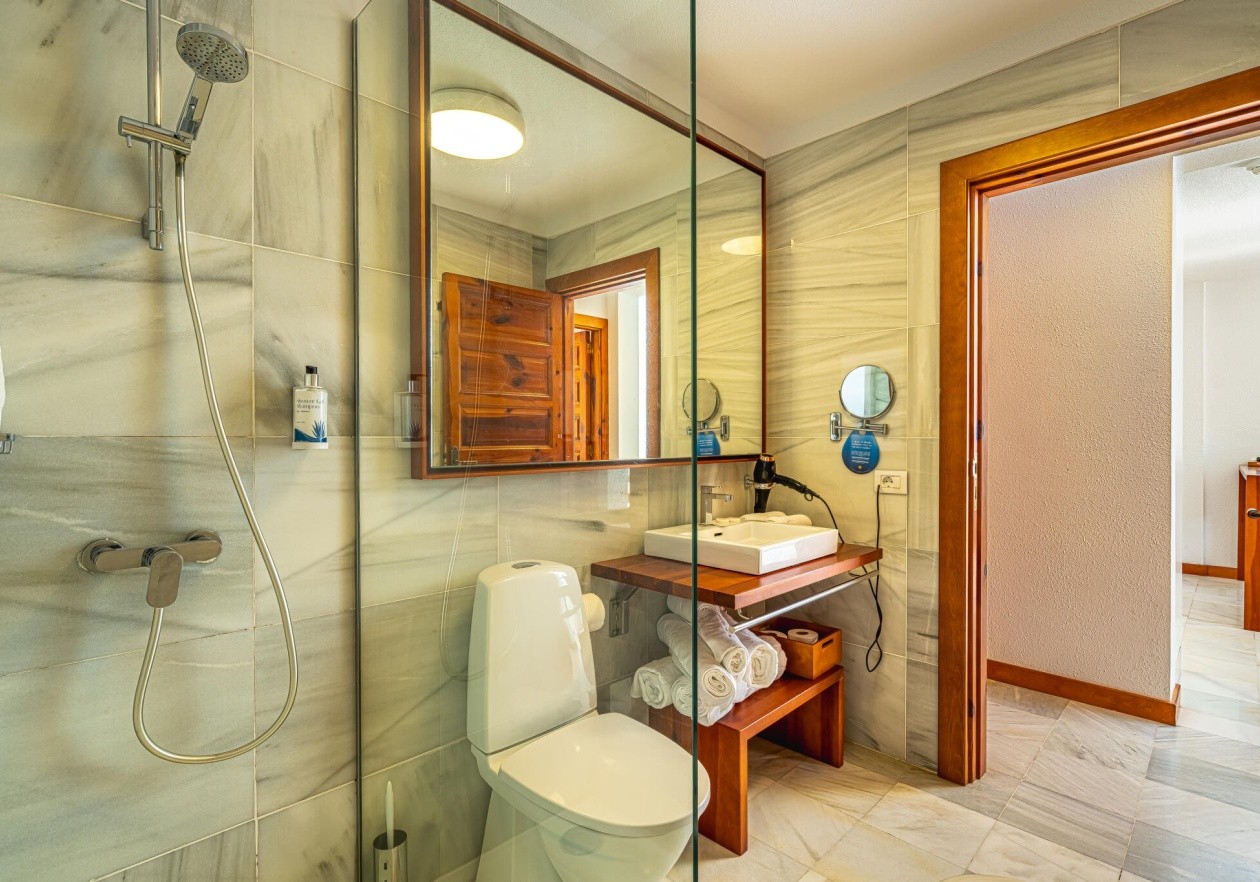 Bathroom 3 1 bedroom apartment in Parque Santiago III