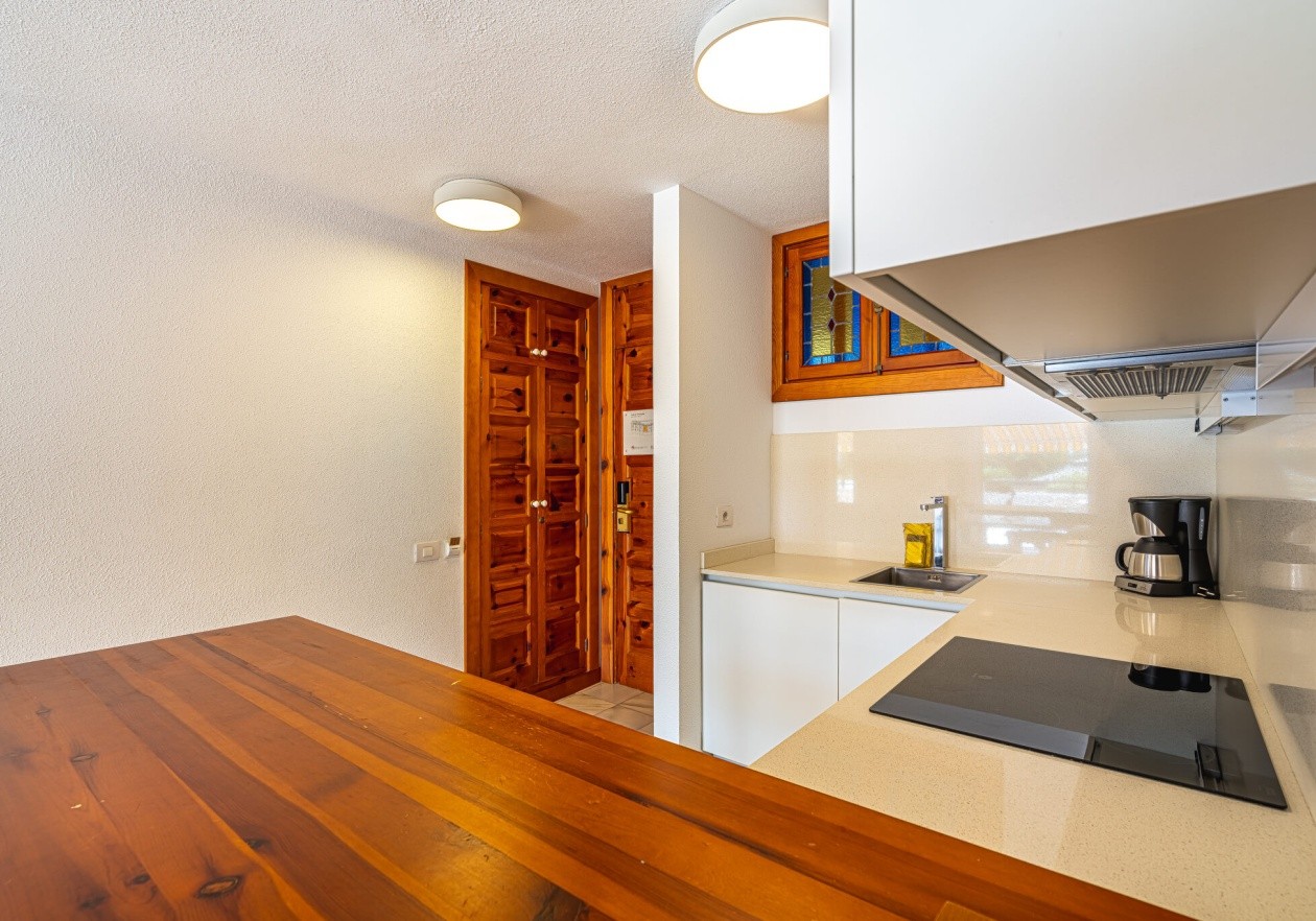 Cocina 7 Apartamento con terraza grande en Parque Santiago III