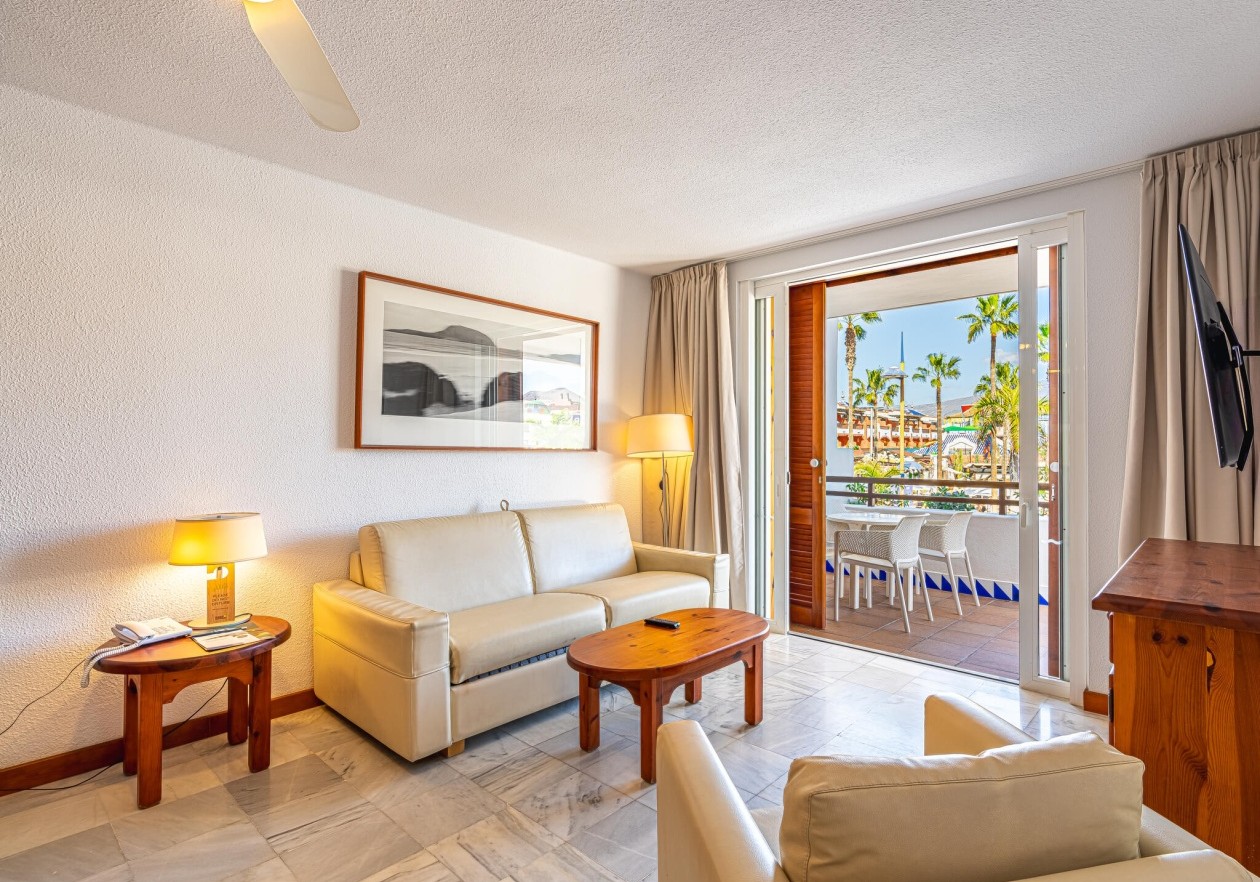 Living room 1 Renovated Apartment in Parque Santiago III