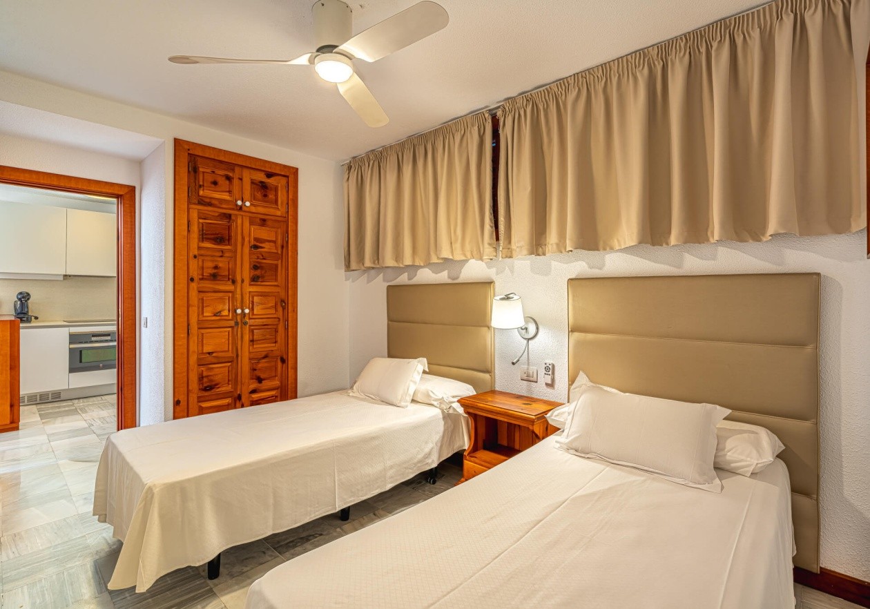 Refurbished Apartment in Parque Santiago III