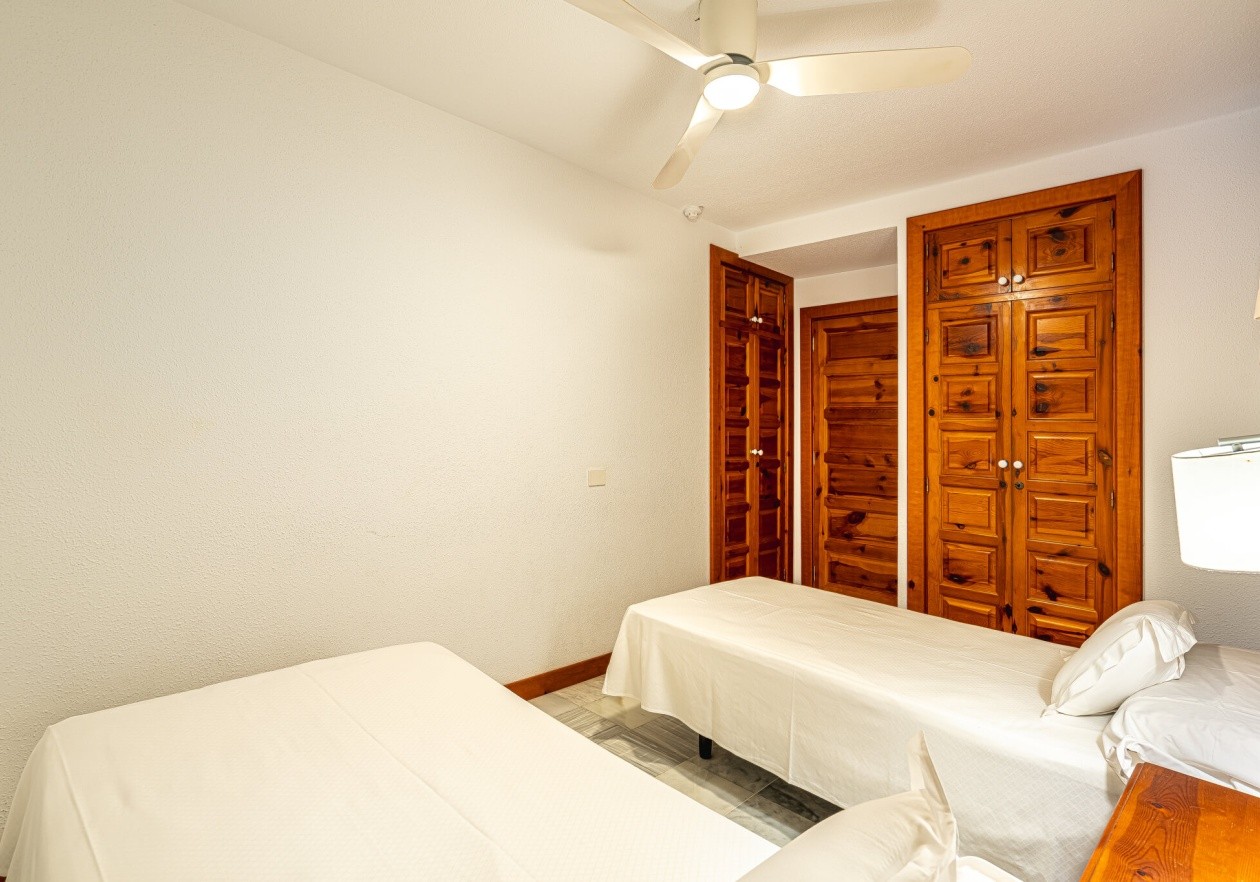 Refurbished Apartment in Parque Santiago III